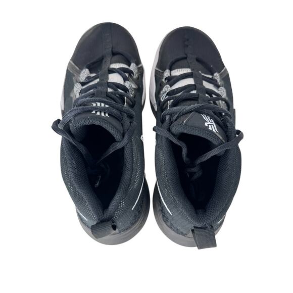 Nike Kyrie Flytrap Basketball Shoes Youth Boys 5Y Black Elastic Laces DQ8094-009 - Picture 4 of 9